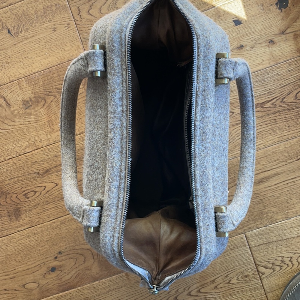 Bag - Picture 2 of 10